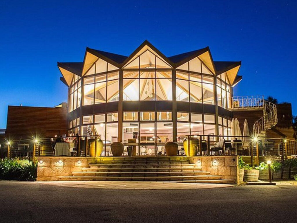 outdoor-seating-location-edo-chef-rustic-italian-restaurant-lyndoch-barossa-valley